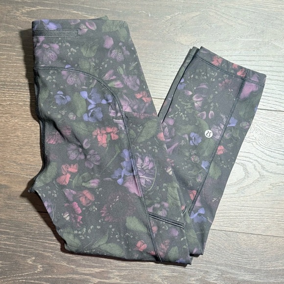 lululemon athletica Black and Purple Leggings - Picture 1 of 10